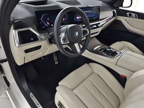 Used 2026 BMW X5 xDrive40i AWD/4WD image 17