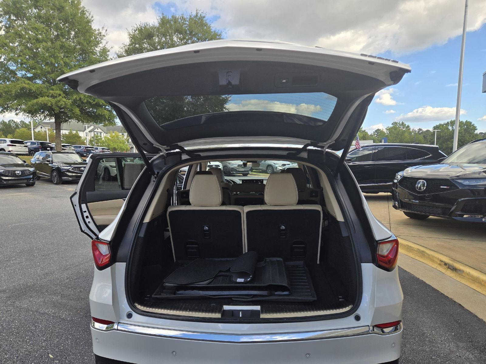 Certified 2023 Acura MDX w/ Advance Package AWD/4WD image 13