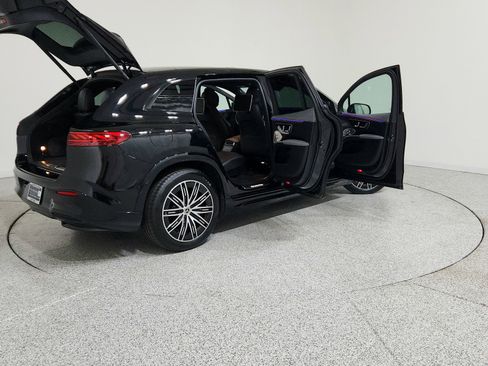 Certified 2023 Mercedes-Benz EQS 580 4MATIC SUV image 16
