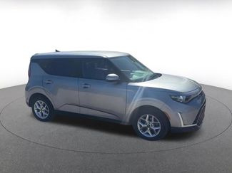 Used 2025 Kia Soul LX w/ LX Technology Package FWD video 2