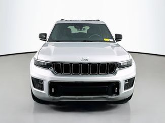 Used 2022 Jeep Grand Cherokee Overland w/ Luxury Tech Group IV AWD/4WD video 2