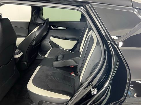 Used 2023 Kia EV6 GT-Line w/ GT-Line Suede Seat Package image 27