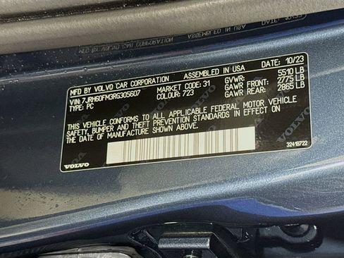 Used 2024 Volvo S60 T8 Ultimate w/ Climate Package image 34