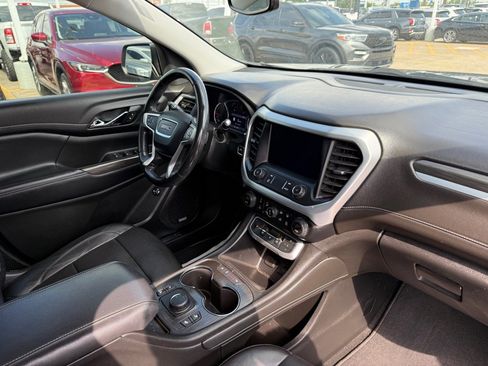 Used 2020 GMC Acadia SLT image 9