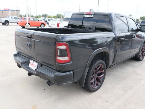 Used 2020 RAM 1500 Limited w/ Black Appearance Package image 11