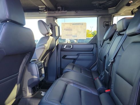 New 2025 Ford Bronco Outer Banks image 13