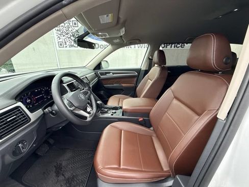 Used 2023 Volkswagen Atlas SE AWD/4WD image 16
