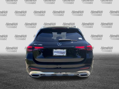 Certified 2026 Mercedes-Benz GLC 300 image 8