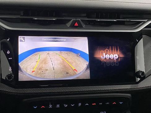 New 2026 Jeep Cherokee Overland w/ Trailer Tow Group image 10