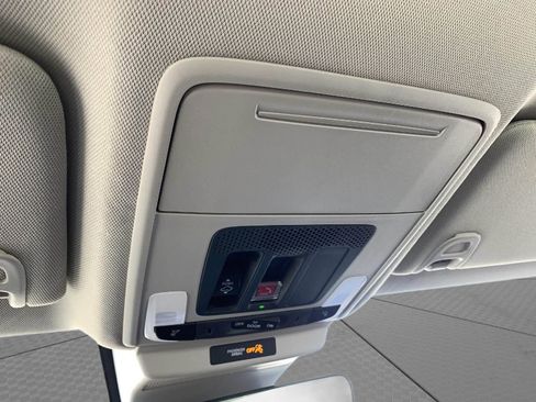 Used 2023 Honda Accord Touring image 32