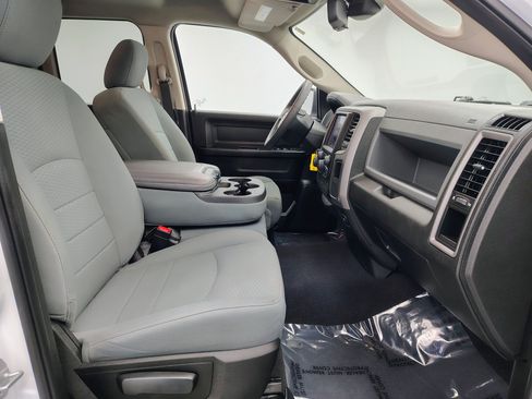 Used 2019 RAM 1500 Express w/ Express Value Package AWD/4WD image 26
