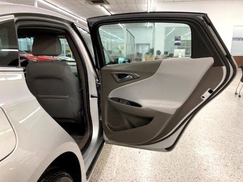 Used 2019 Chevrolet Malibu LT w/ Driver Confidence Package II image 35