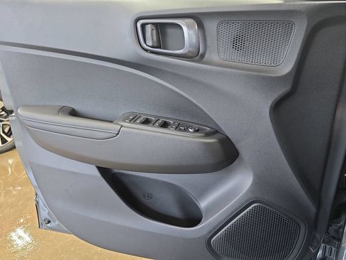 New 2026 Hyundai Venue SEL FWD image 28