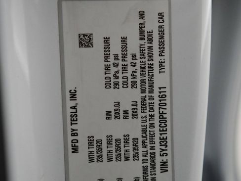 Used 2023 Tesla Model 3 Performance image 26