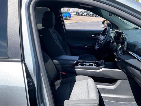 Used 2025 Chevrolet Equinox LT image 7