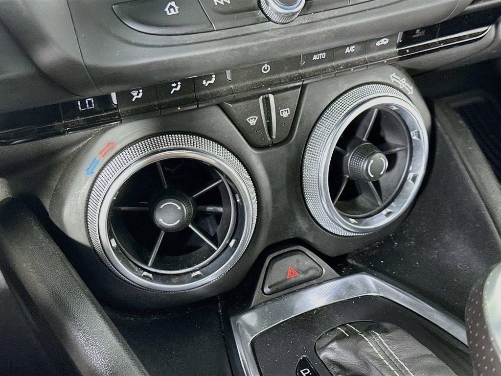 Used 2019 Chevrolet Camaro SS RWD image 25