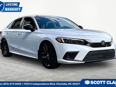 Used 2024 Honda Civic Sport image 1