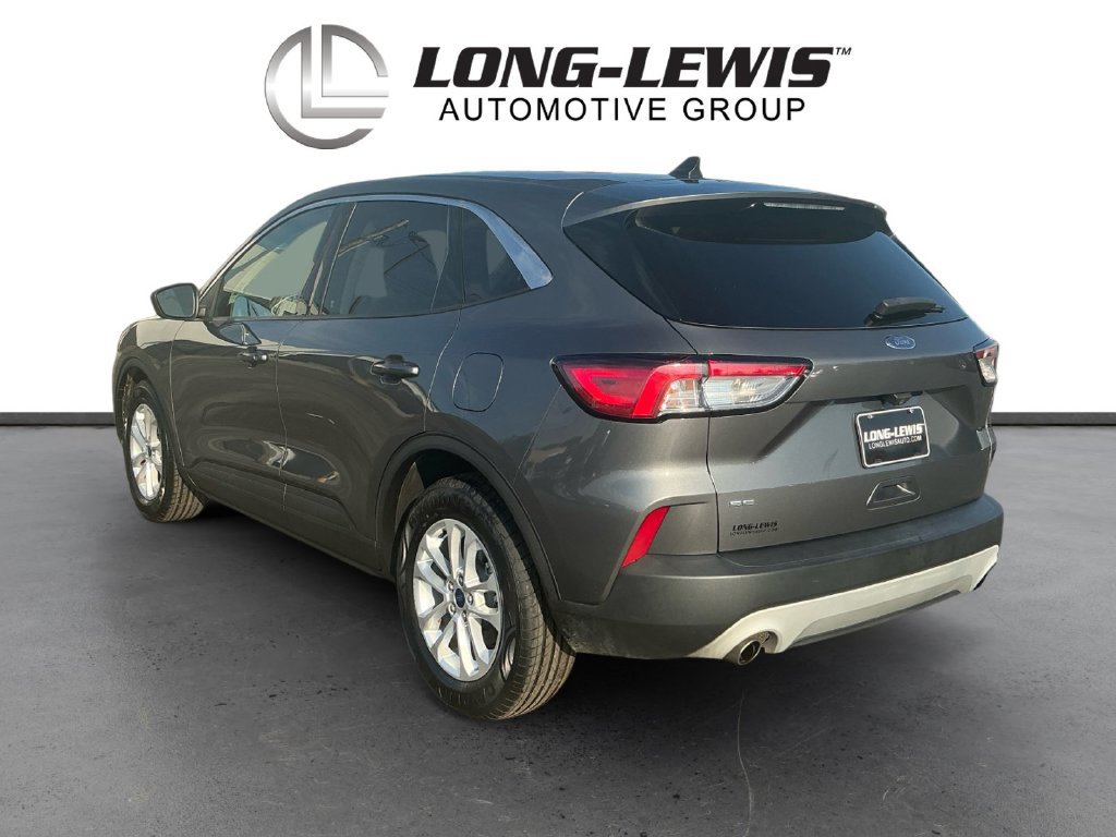 Used 2022 Ford Escape SE FWD image 4