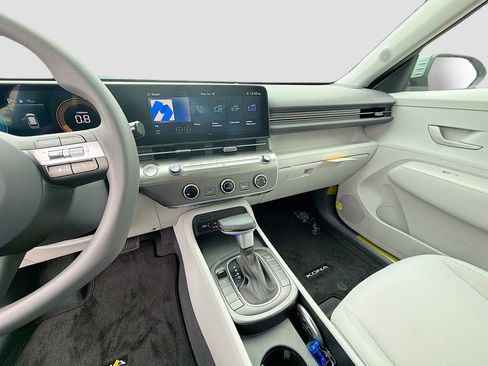 New 2026 Hyundai Kona SE image 22