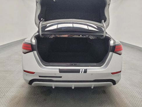 Used 2021 Nissan Sentra SV FWD image 29