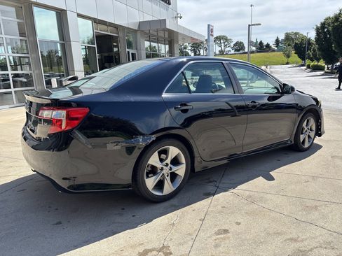 Used 2014 Toyota Camry SE FWD image 6