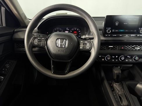 Used 2025 Honda Accord SE image 12