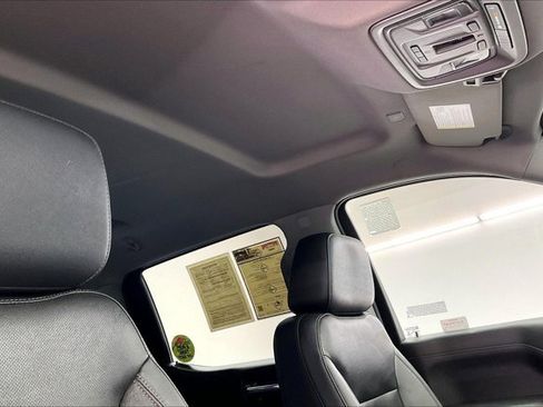 Used 2021 GMC Sierra 1500 SLT w/ SLT Premium Package image 24