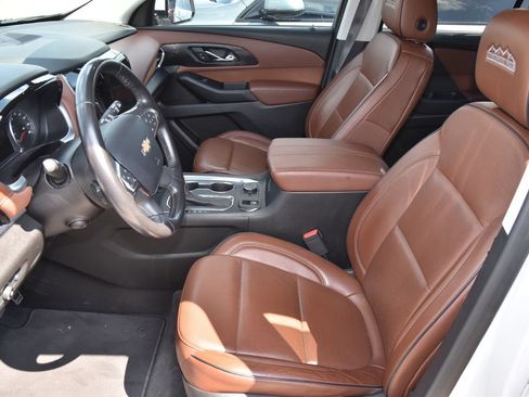 Used 2019 Chevrolet Traverse High Country AWD/4WD image 8
