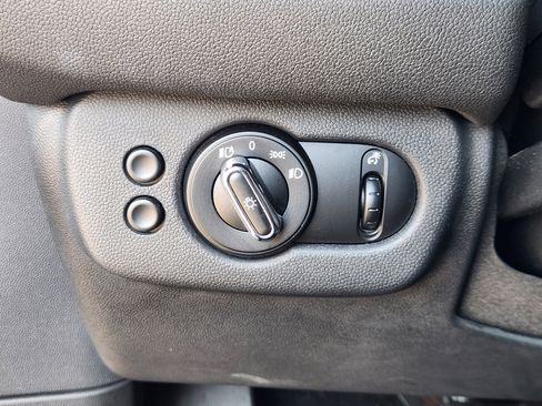 Used 2019 MINI Cooper Clubman S w/ Storage Package AWD/4WD image 25