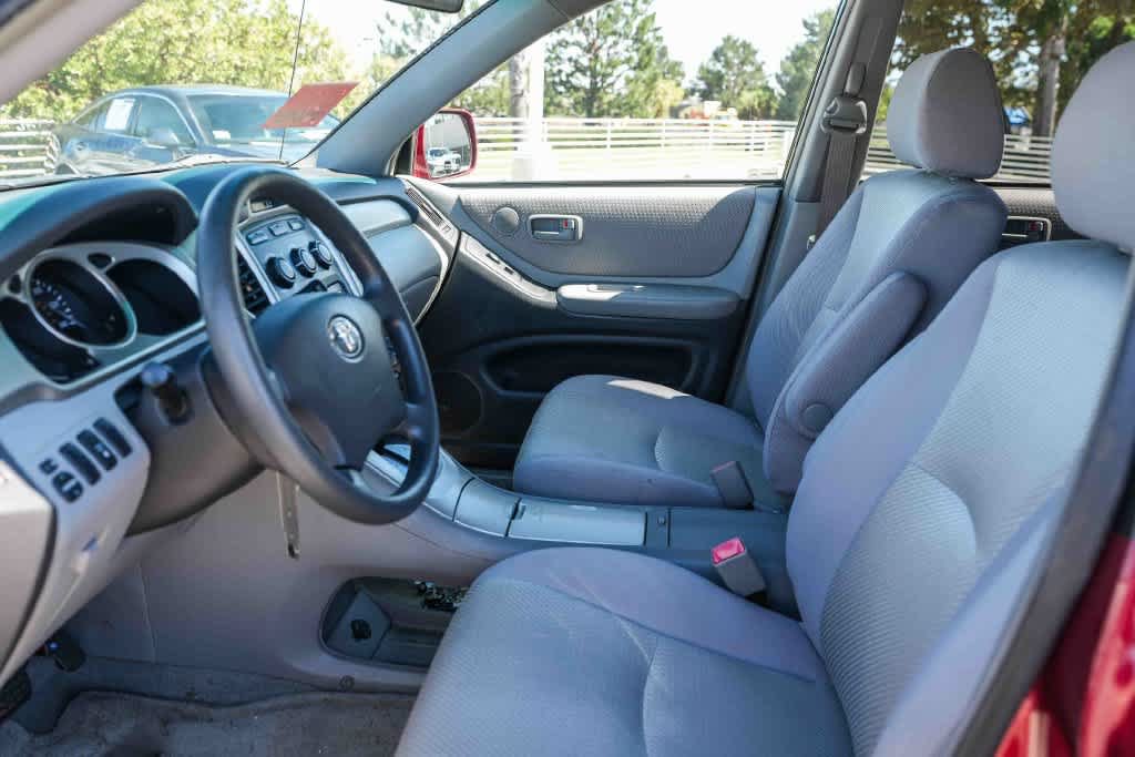 Used 2006 Toyota Highlander 2WD w/ 3rd Row image 17