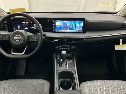 New 2026 Nissan Kicks SV w/ SV Premium Package image 21