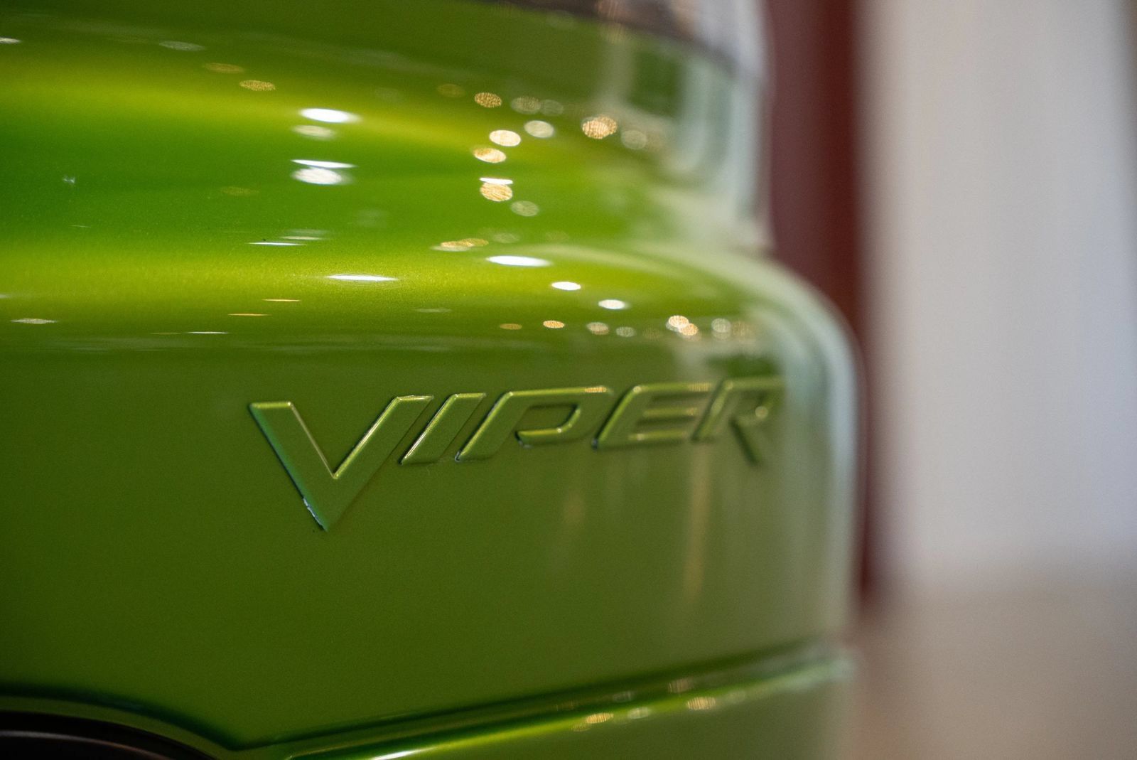 Used 2010 Dodge Viper SRT-10 RWD image 23