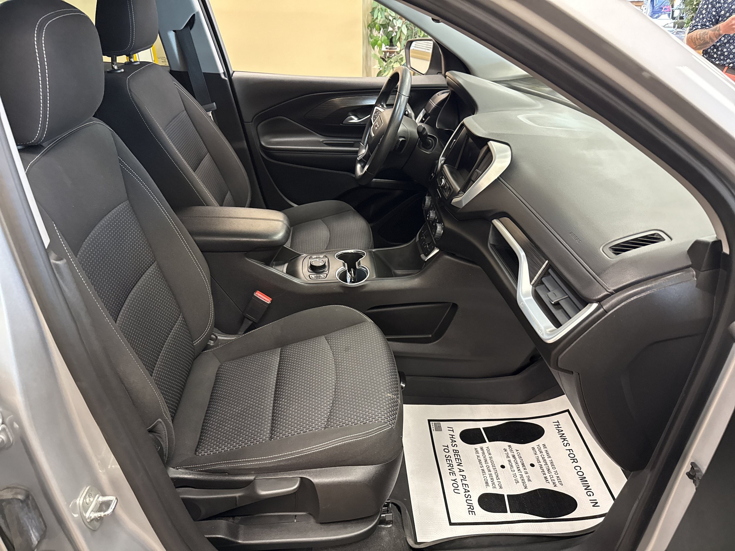 Used 2022 GMC Terrain SLE w/ Driver Convenience Package AWD/4WD image 35