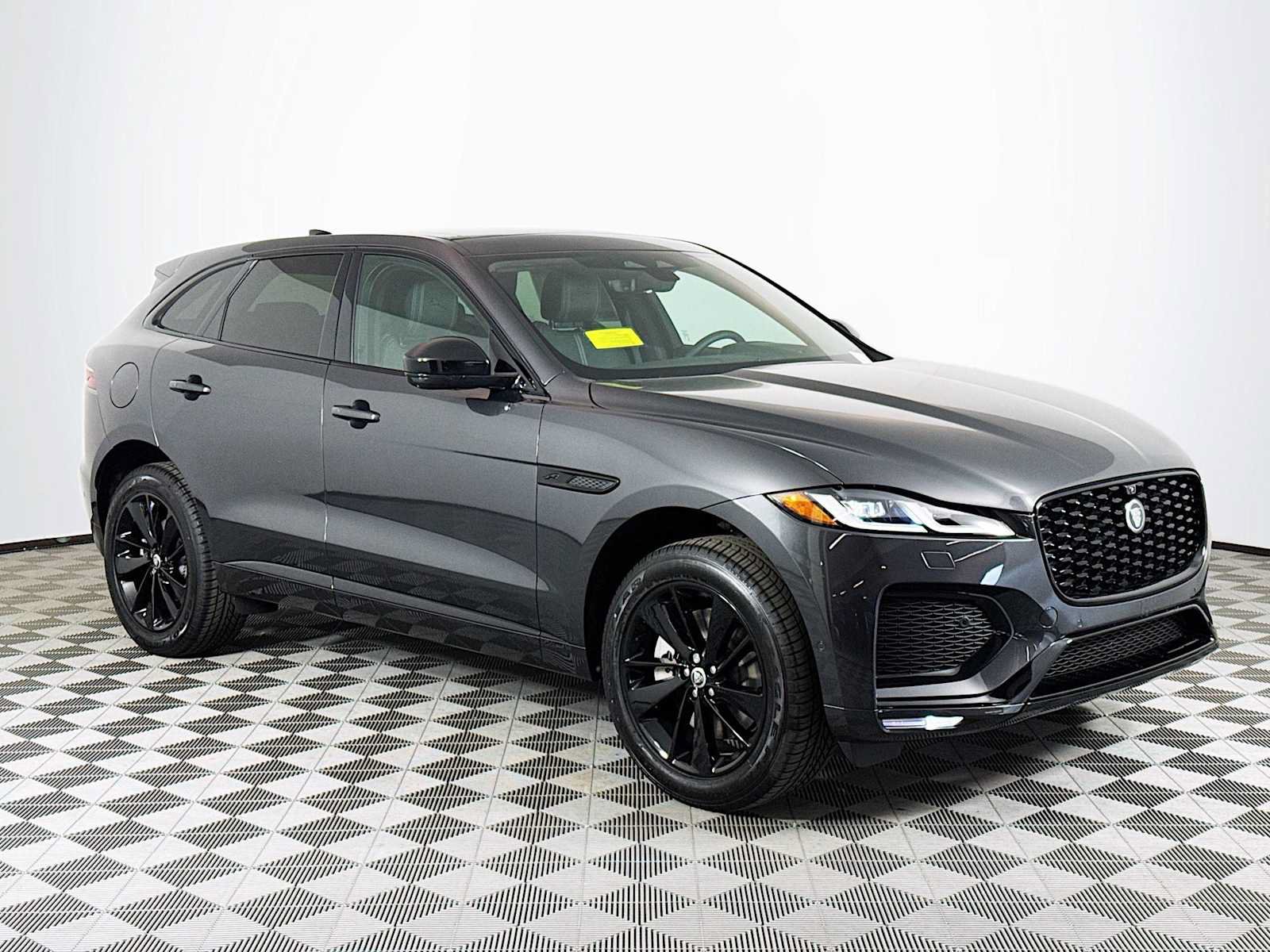 New 2026 Jaguar F-PACE R-Dynamic S AWD/4WD image 3