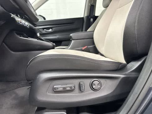 Used 2025 Honda CR-V EX image 26