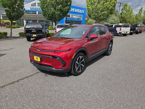 New 2026 Chevrolet Equinox EV LT FWD image 2