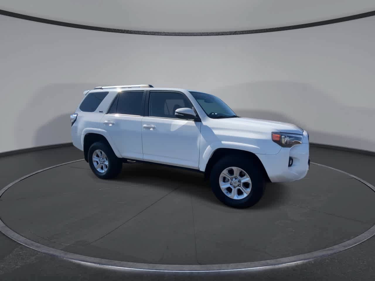 Certified 2021 Toyota 4Runner SR5 Premium w/ Moonroof Package AWD/4WD image 2
