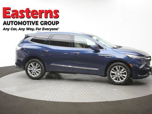 Used 2022 Buick Enclave Avenir w/ Avenir Technology Package AWD/4WD image 50
