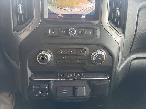 Used 2020 GMC Sierra 3500 4x4 Crew Cab w/ Fleet Convenience Package image 17