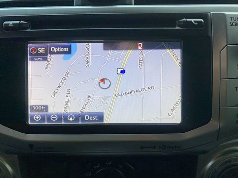 Used 2017 Toyota 4Runner SR5 Premium image 28