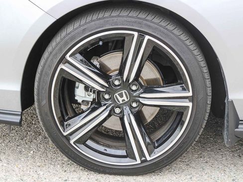 Used 2023 Honda Accord Sport image 13