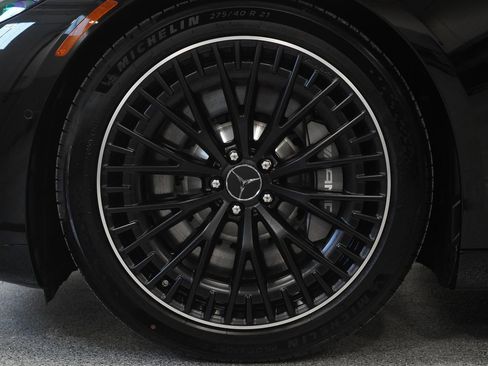 Used 2024 Mercedes-Benz EQS AMG AMG EQS image 9