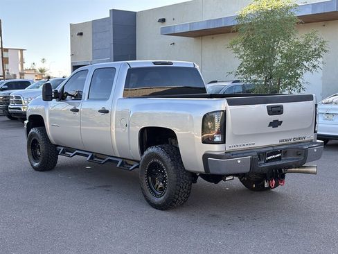 Used 2011 Chevrolet Silverado 3500 LT w/ Suspension Package, Off-Road AWD/4WD image 5