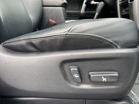 Certified 2017 Toyota 4Runner Limited image 32