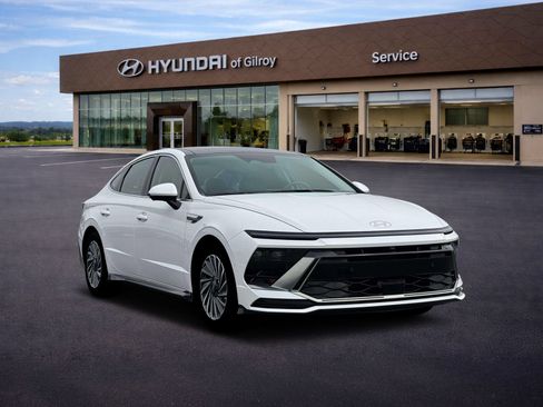 New 2026 Hyundai Sonata Limited FWD image 11