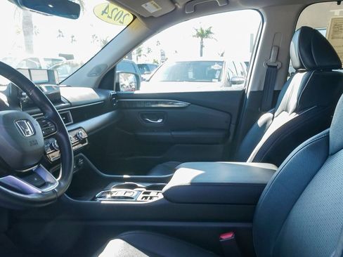 Used 2024 Honda Pilot Elite image 18