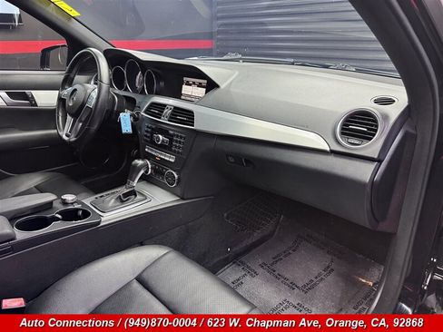 Used 2013 Mercedes-Benz C 250 Sedan image 10