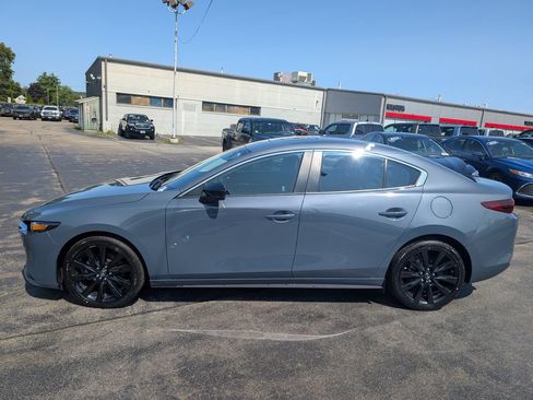 Used 2024 MAZDA MAZDA3 s AWD/4WD image 3