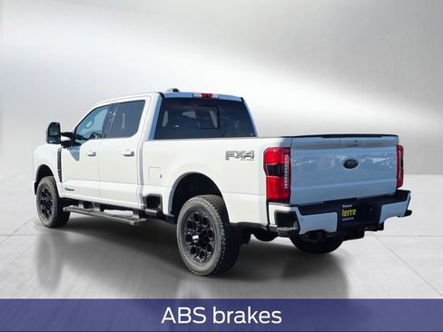 New 2026 Ford F250 XLT w/ XLT Premium Package AWD/4WD image 4