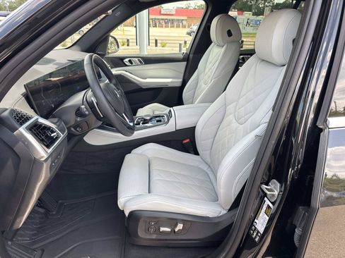 Used 2025 BMW X5 xDrive40i w/ Premium Package AWD/4WD image 22